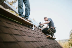 Local Roofers in Fairview Heights, PA